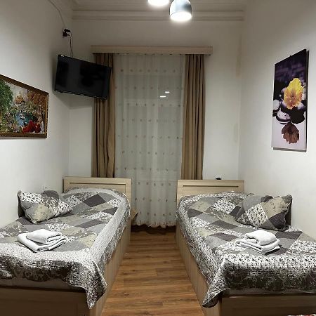 Leselidze Guest House Tbilisi Exterior photo