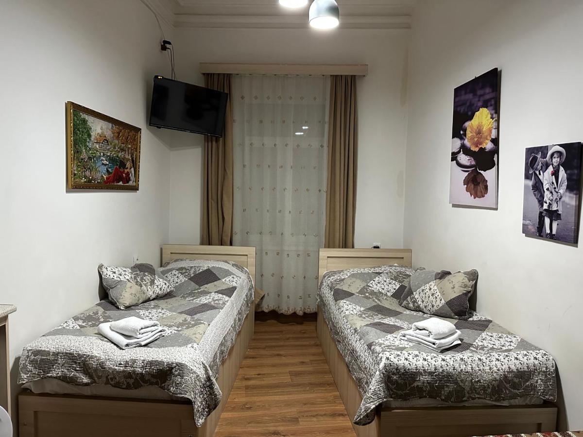 Leselidze Guest House Tbilisi Exterior photo
